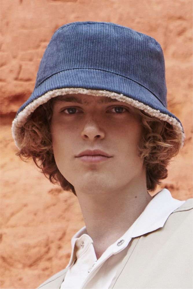 Photo №3 BUCKET 2IN1